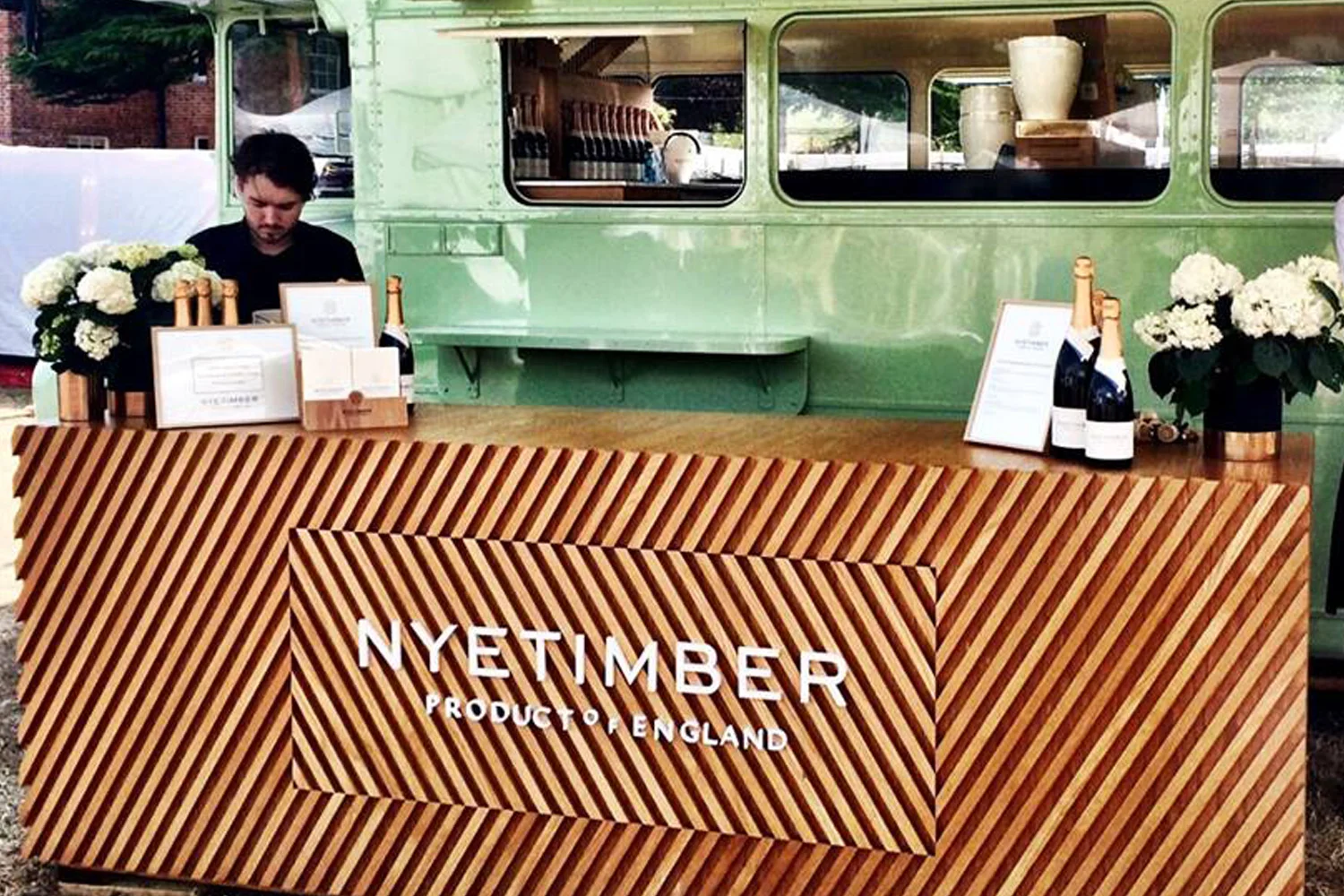 bus_business_nyetimber_30.jpg