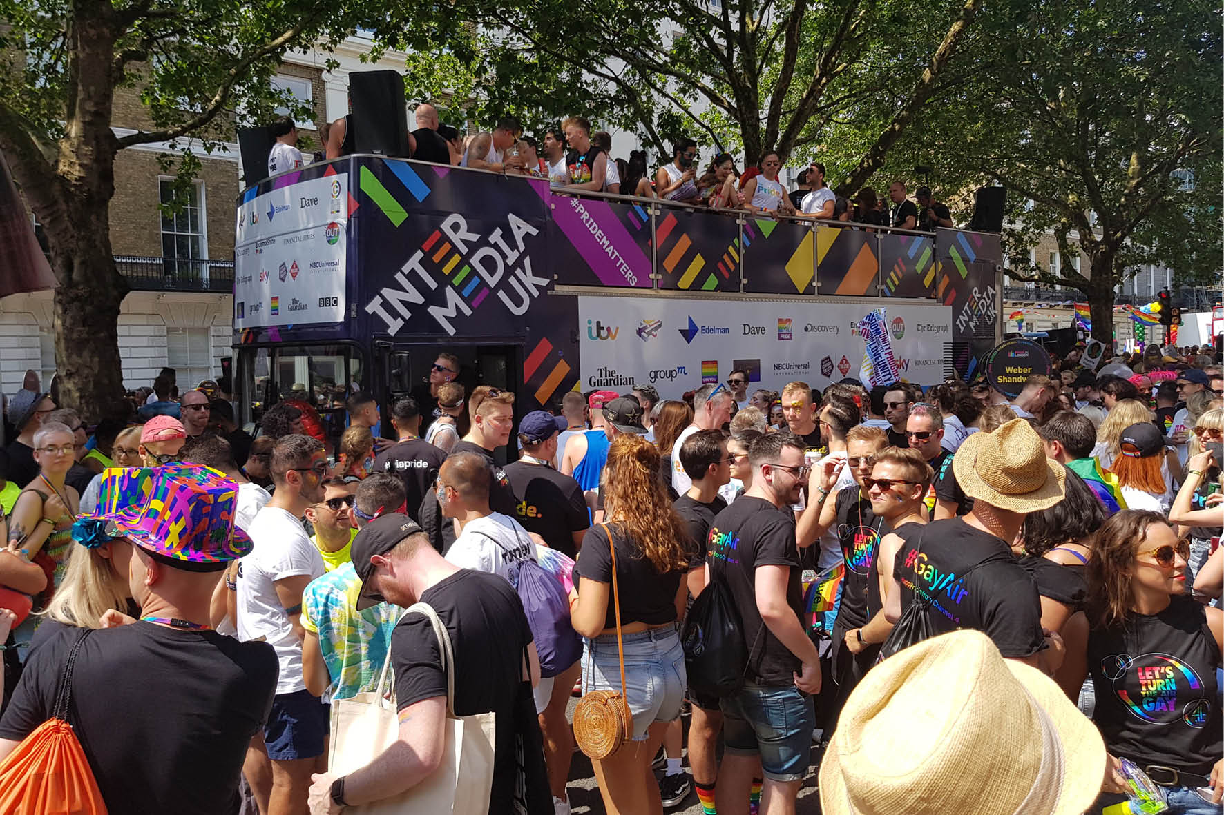 bus_business_london_pride_2018_9.jpg