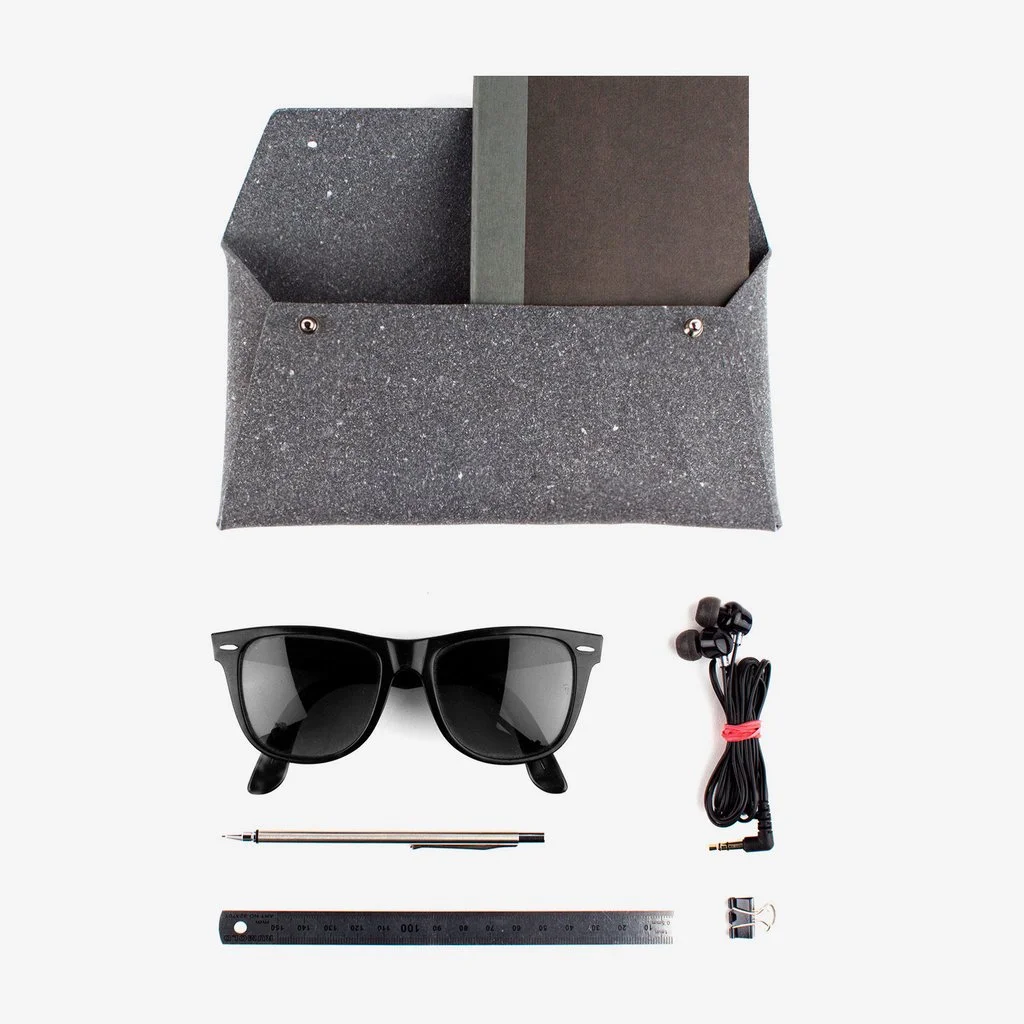 Regular_Pouch_Stone1.jpg