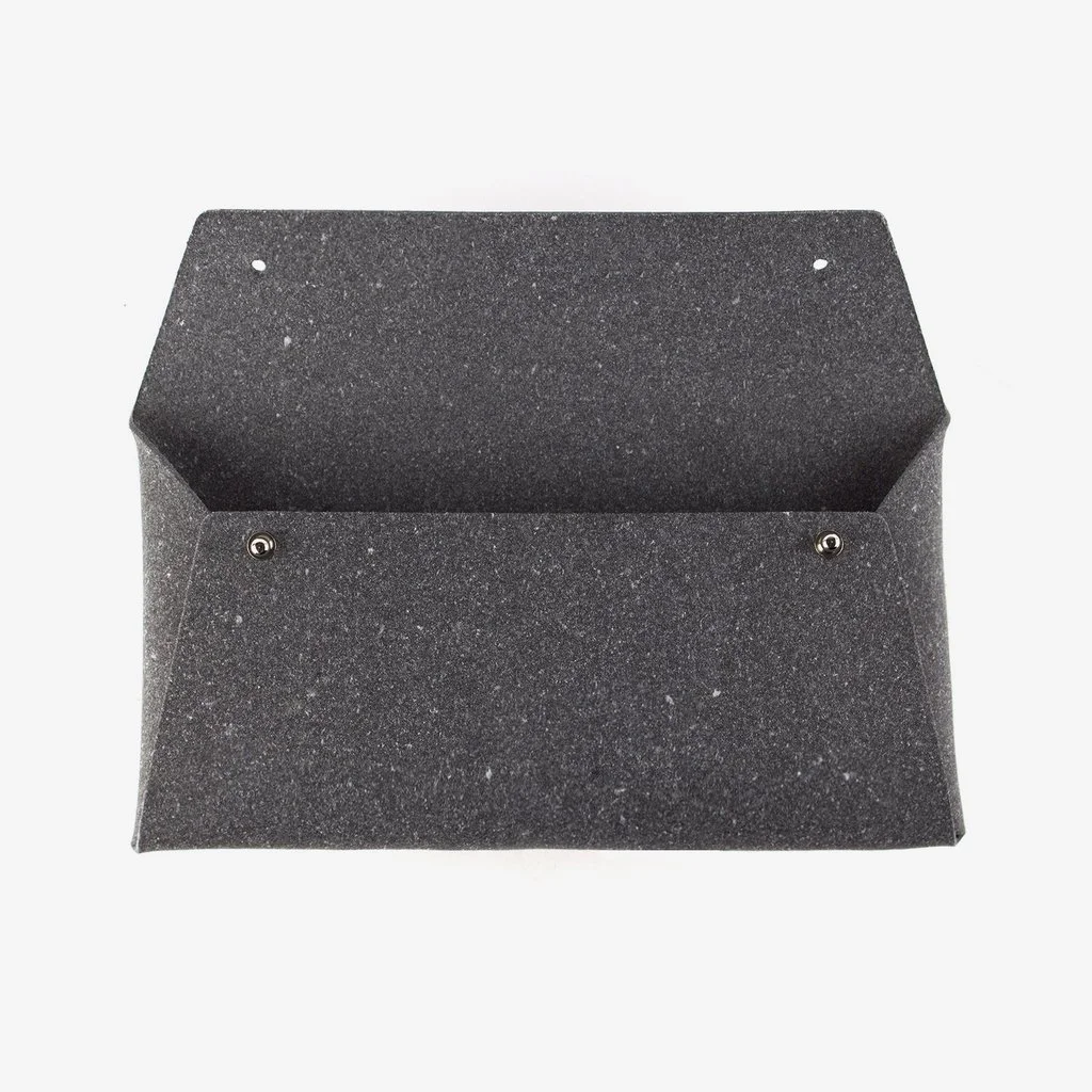 Regular_Pouch_Stone.jpg