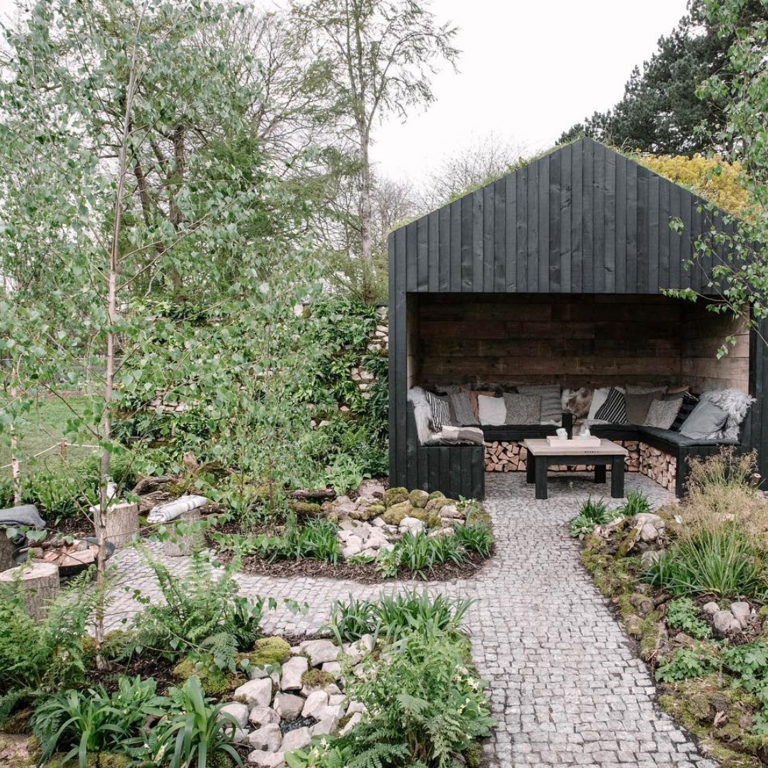 inside+outside+spaces+in+interior+design