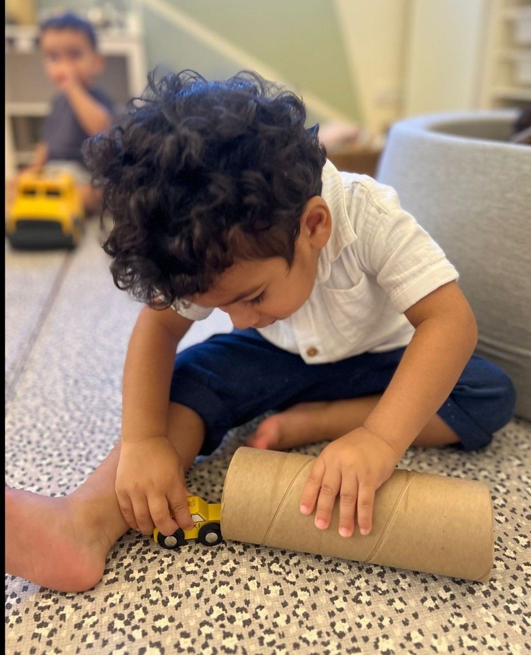 Imagination knows no limits! 🚗💨 Exploring new roads and endless adventures with just a cardboard tube and a toy car.⁠
⁠
⁠
#inspirephilosophy#learningthroughplay #playbasedlearning  #econursery #jumeirah #dubaitag #dubaiinstagram #mydubai #instagram