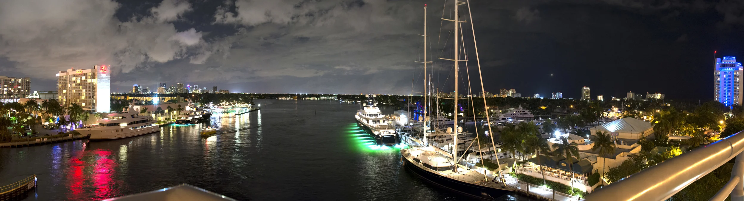 17th bridge pano.jpg