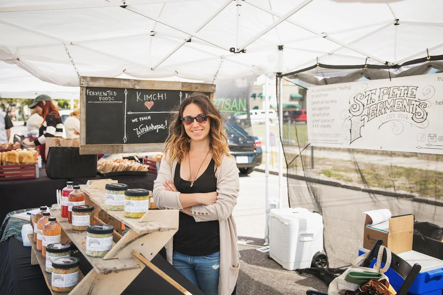 Join us as we welcome Sarah Arrazola with St. Pete Ferments into our kitchen as a guest speaker! The month of May is the last main month of our farming season and Sarah will be speaking about turning some of your favorite produce into a probiotic drink! She'll run down the do's and do not's and demonstrate for you how it's done. In this demonstration we will be featuring produce from The Edible Peace Patch and we'll share with you a little bit more about their amazing non-profit organization! This demonstration is free with a donation and everyone is welcome! Urban Canning will provide snacks and beverages!