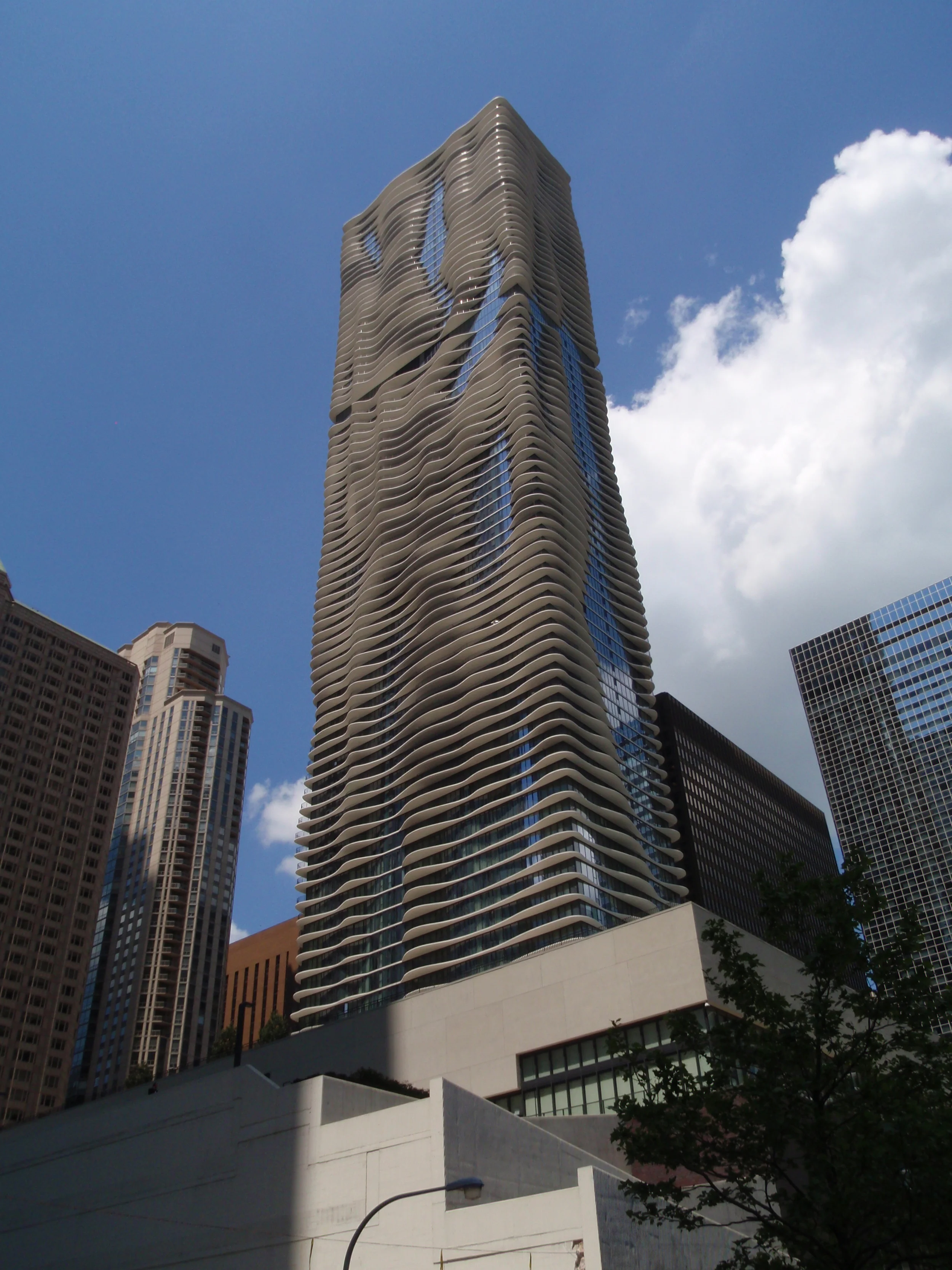 Aqua - 225 N Columbus Drive