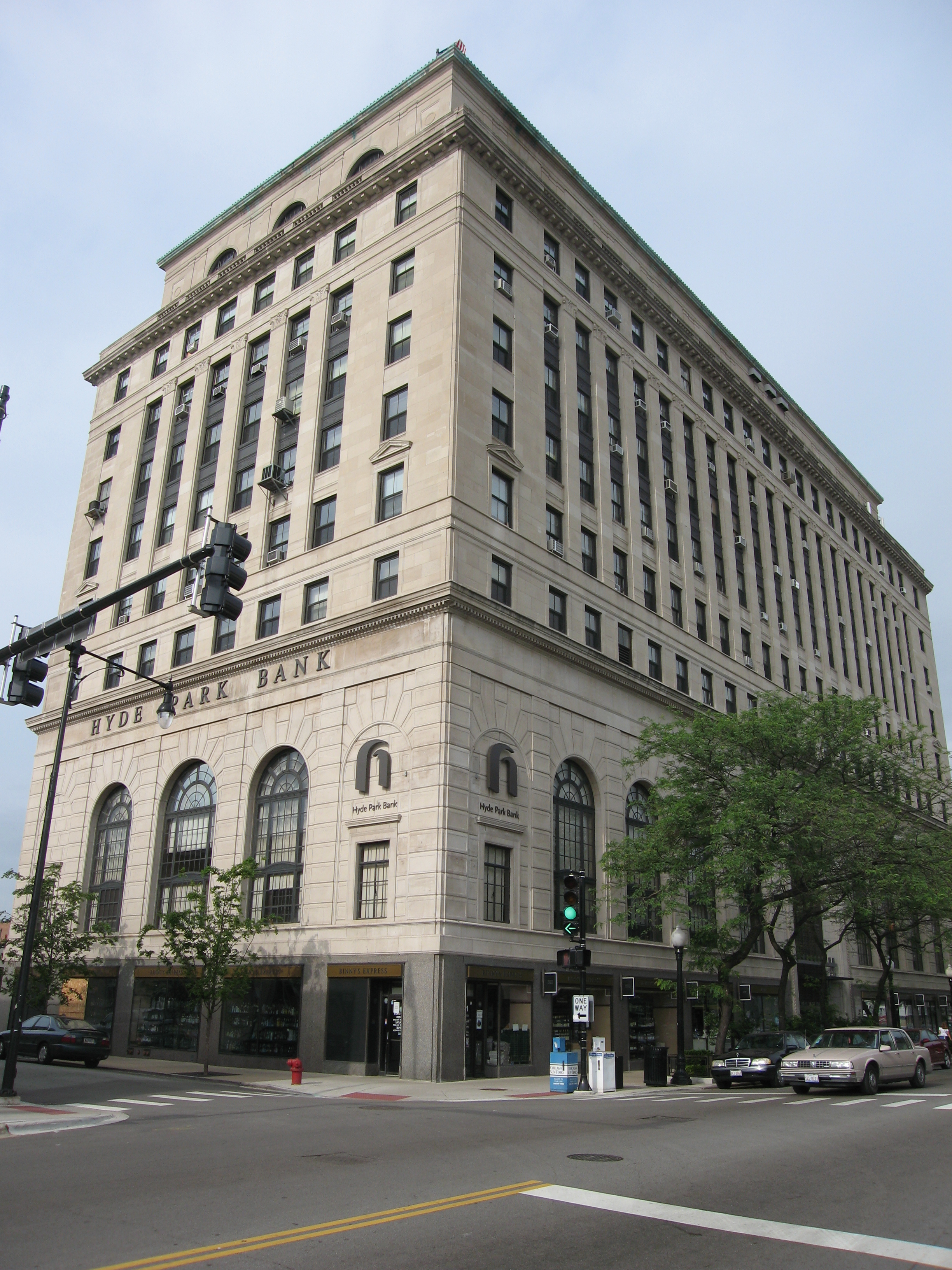 Hyde Park Bank Building - 1525 E. 53rd