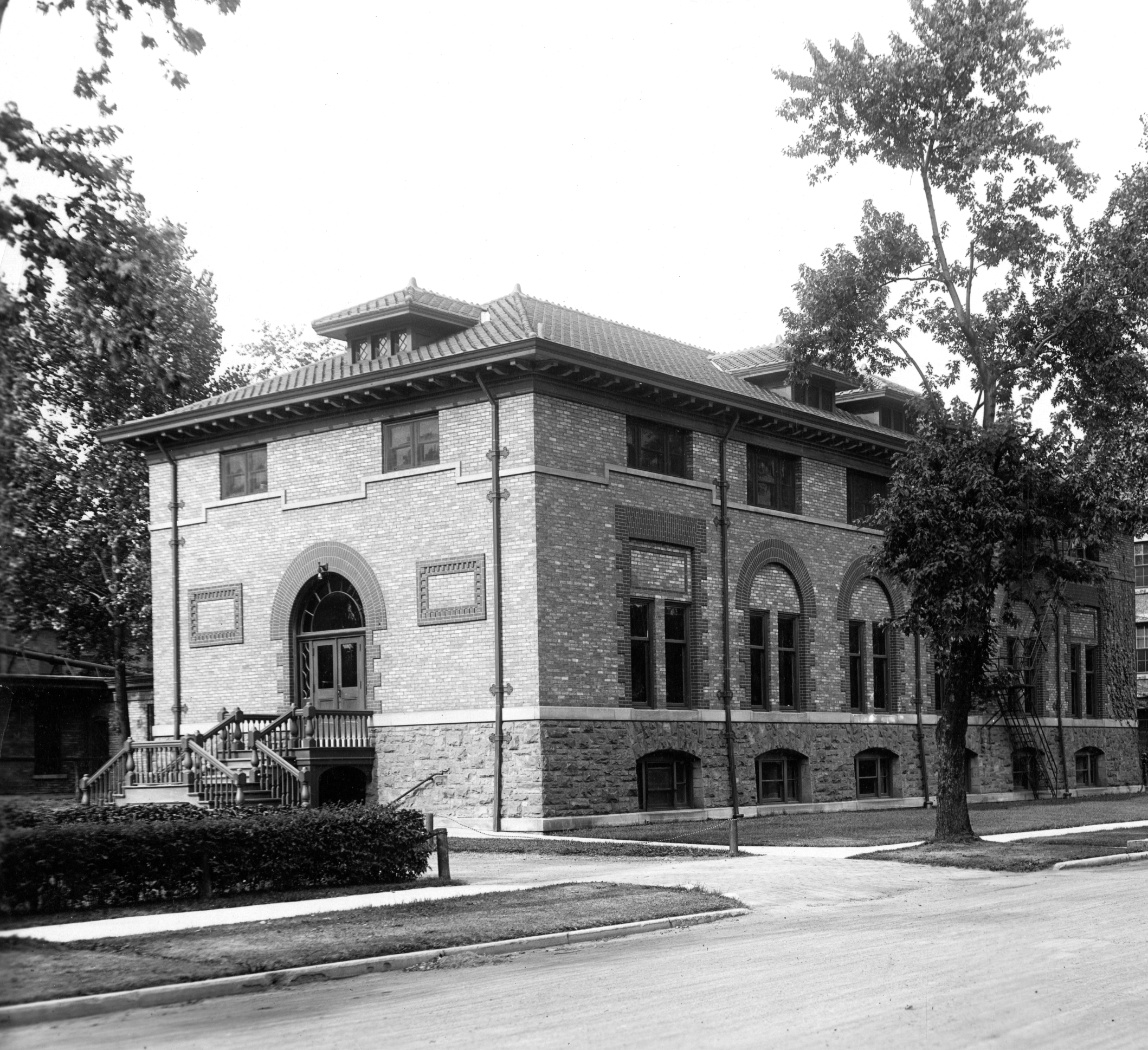 Music Hall 001.jpg