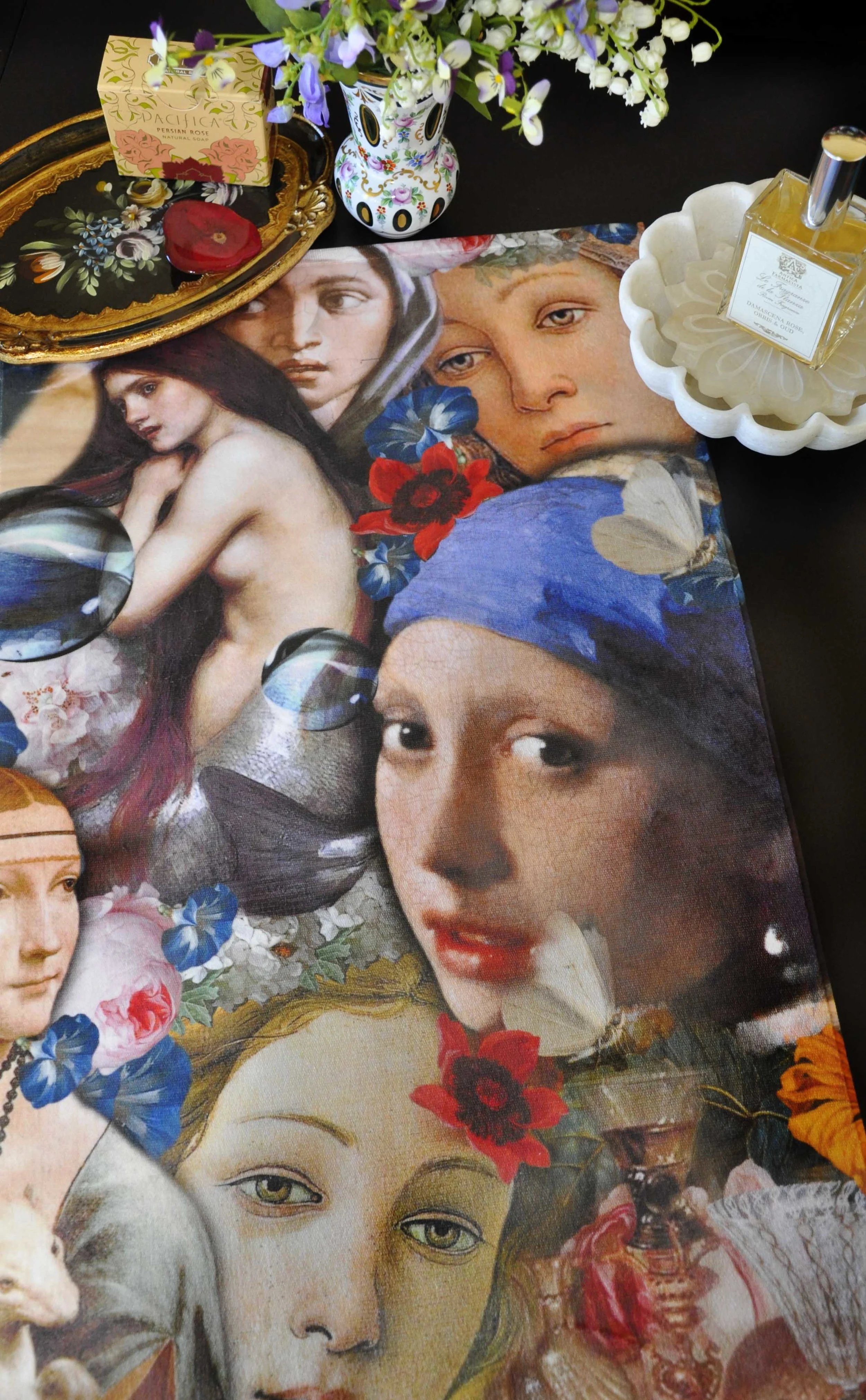 CLASSICAL_LADIES_HANDTOWEL_PARADISMAISON_LOW.jpg