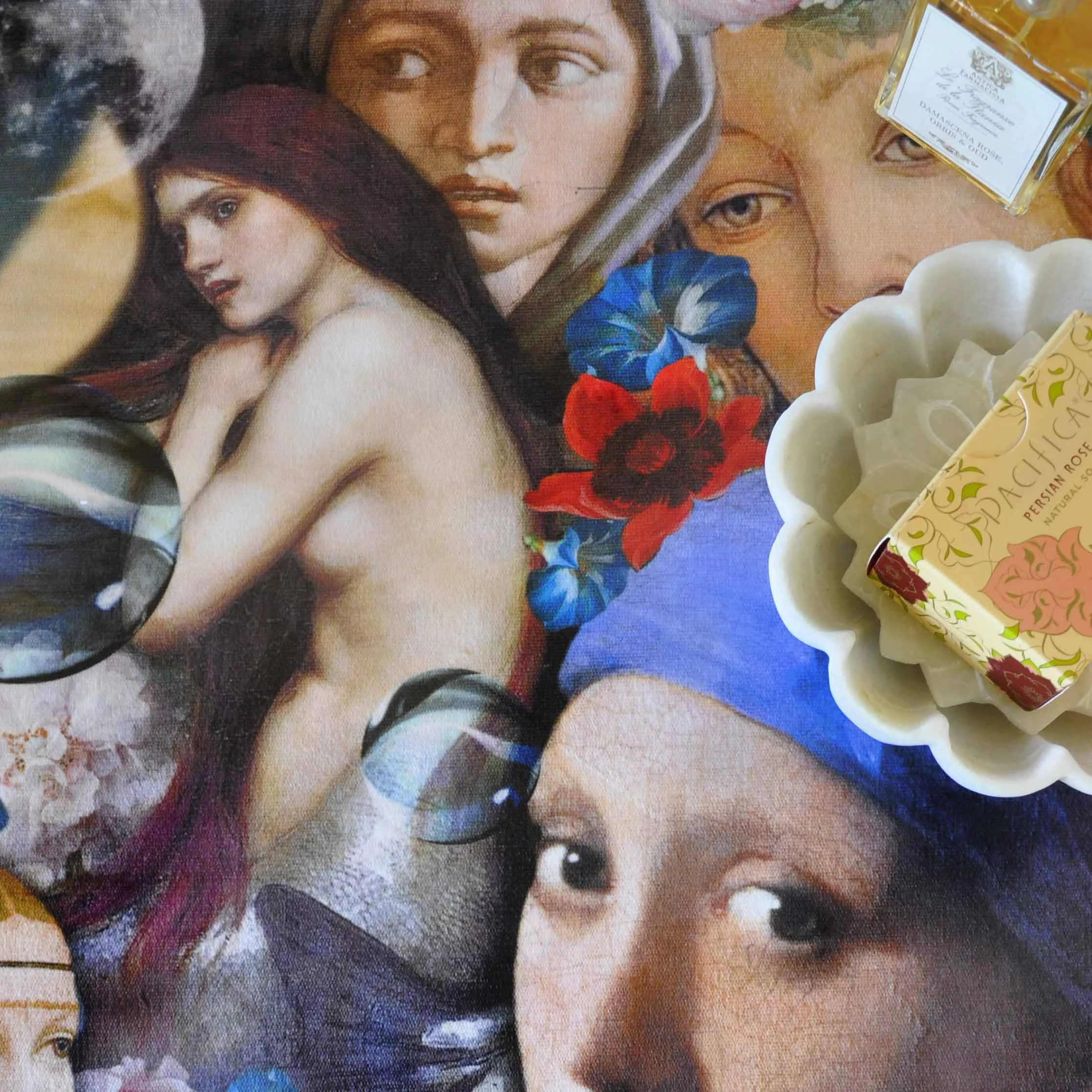 CLASSICAL_LADIES_HANDTOWEL_PARADISMAISON3_LOW_SQ.jpg
