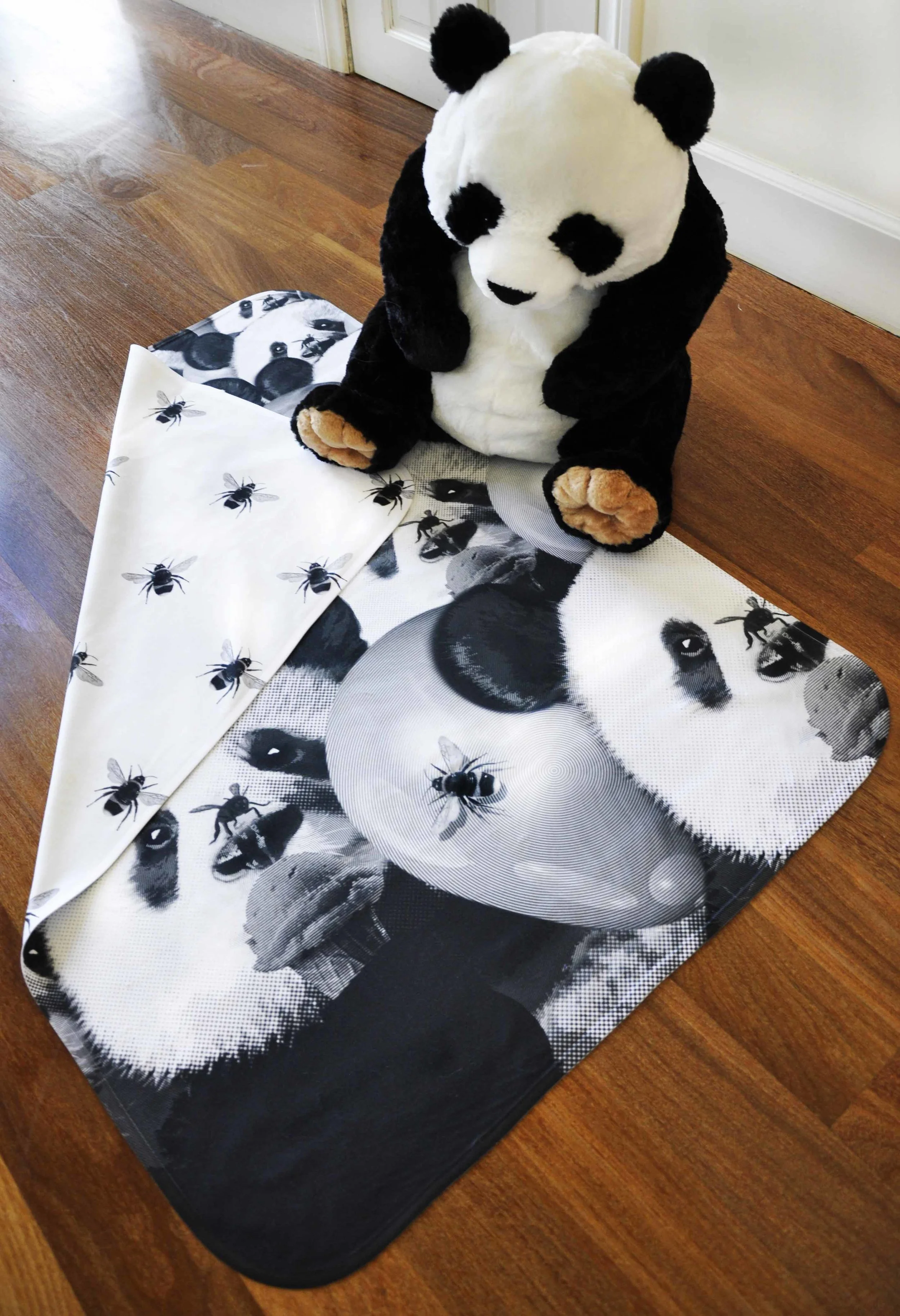 PANDA_BABY_BLANKET_PARADISMAISONLOW.jpg