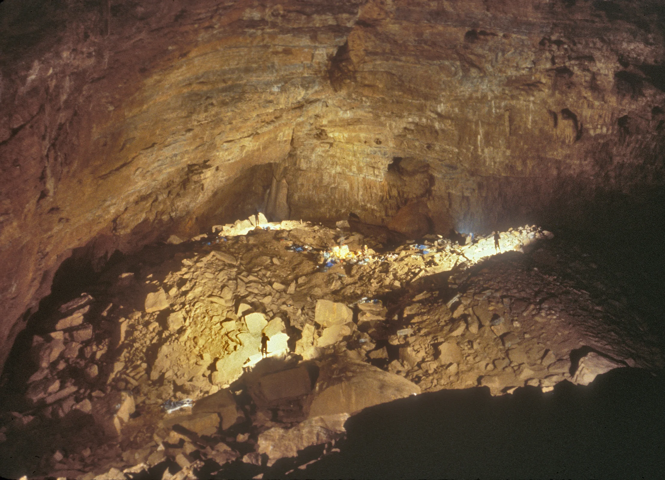 Camp 3 in the Sotano de San Agustín.