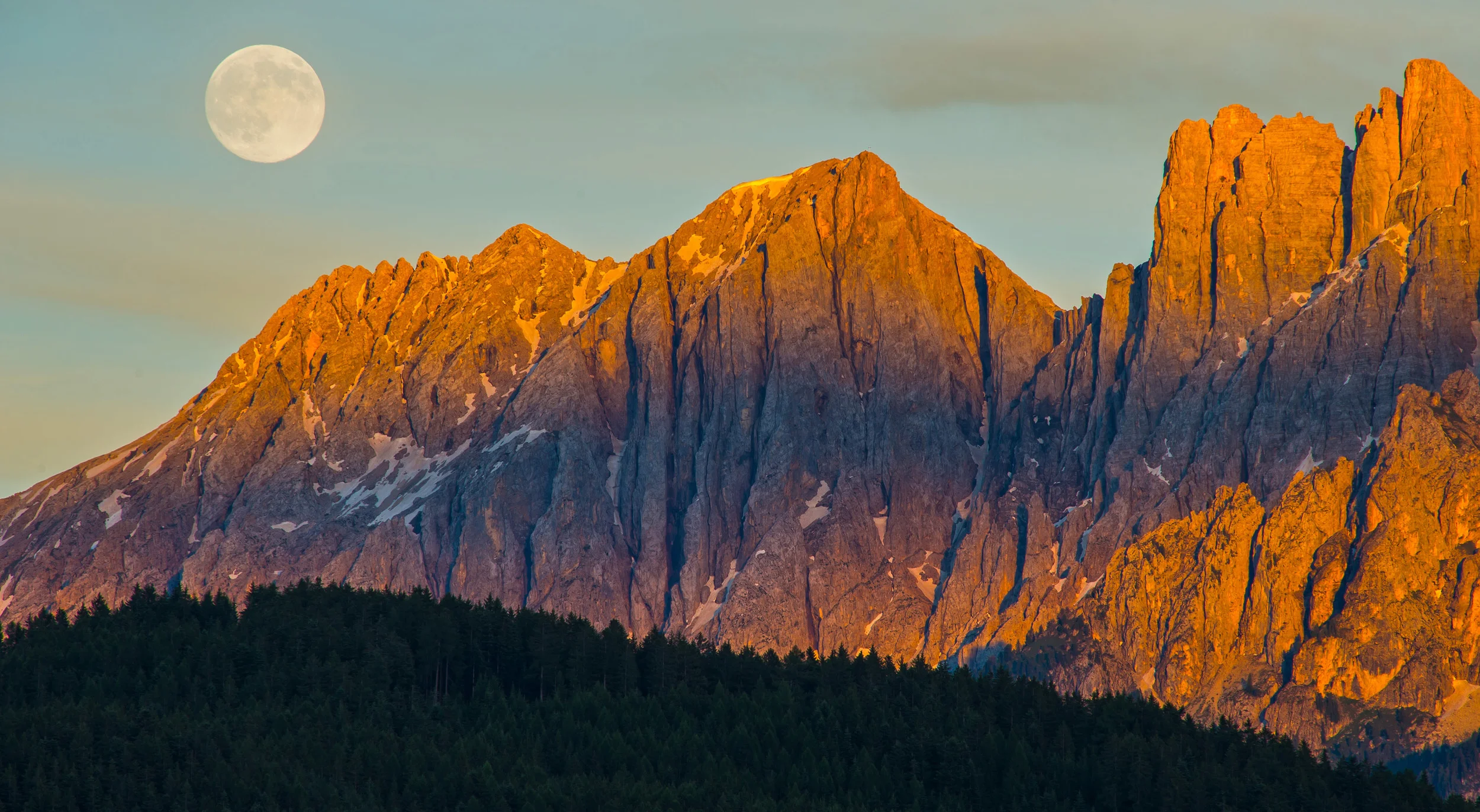 Dolomites-Mountains