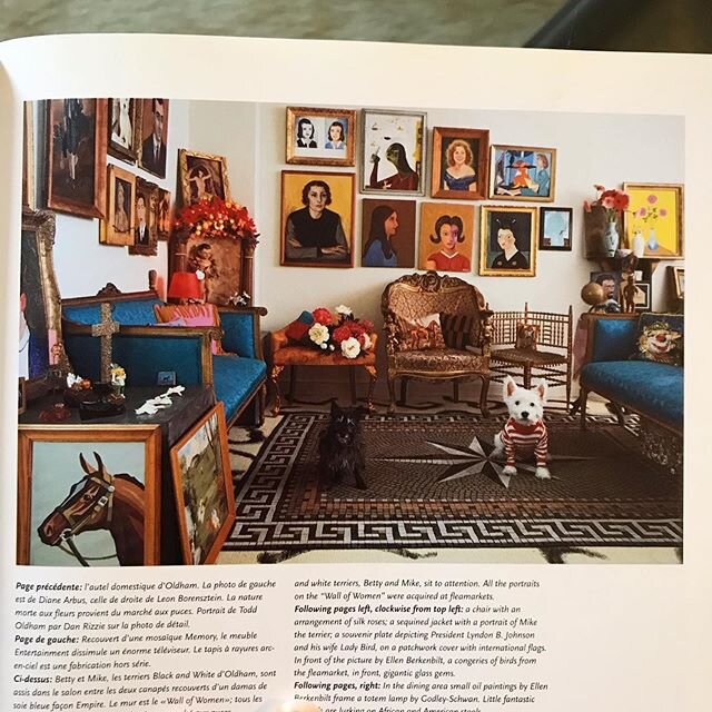 Flipping through “New York Interiors” (@taschen) this morning and damn, @toddoldham’s Manhattan apartment does NOT disappoint. Dogs, art everywhere, vintage and flea market finds and SO MUCH divine color!!!  Strongly recommend f