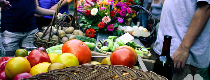 2010-07-10_saxapahaw_farmers_market_cane_creek_farm_photo_by_luck_photography_xt8177.jpg