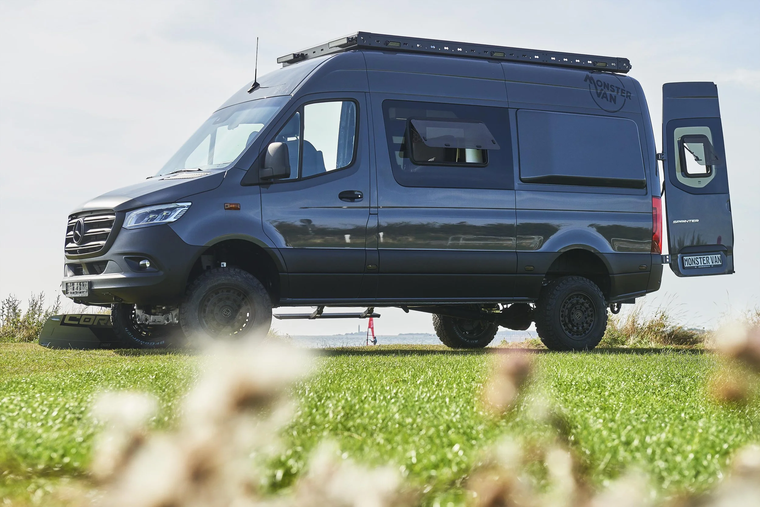 Monster Van 33584aWS.jpg