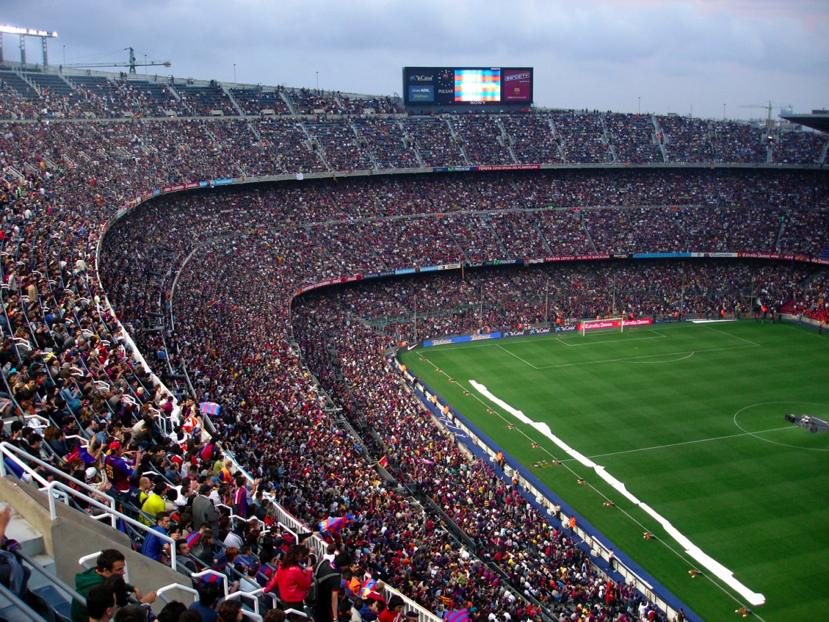 Camp Nou? More like Camp Old, if they don't get with the program and start turning up the music louder. We need more songs from Foreigner and Bread played at 4000000 decibels before they do a giveaway for 10% off a carwash.