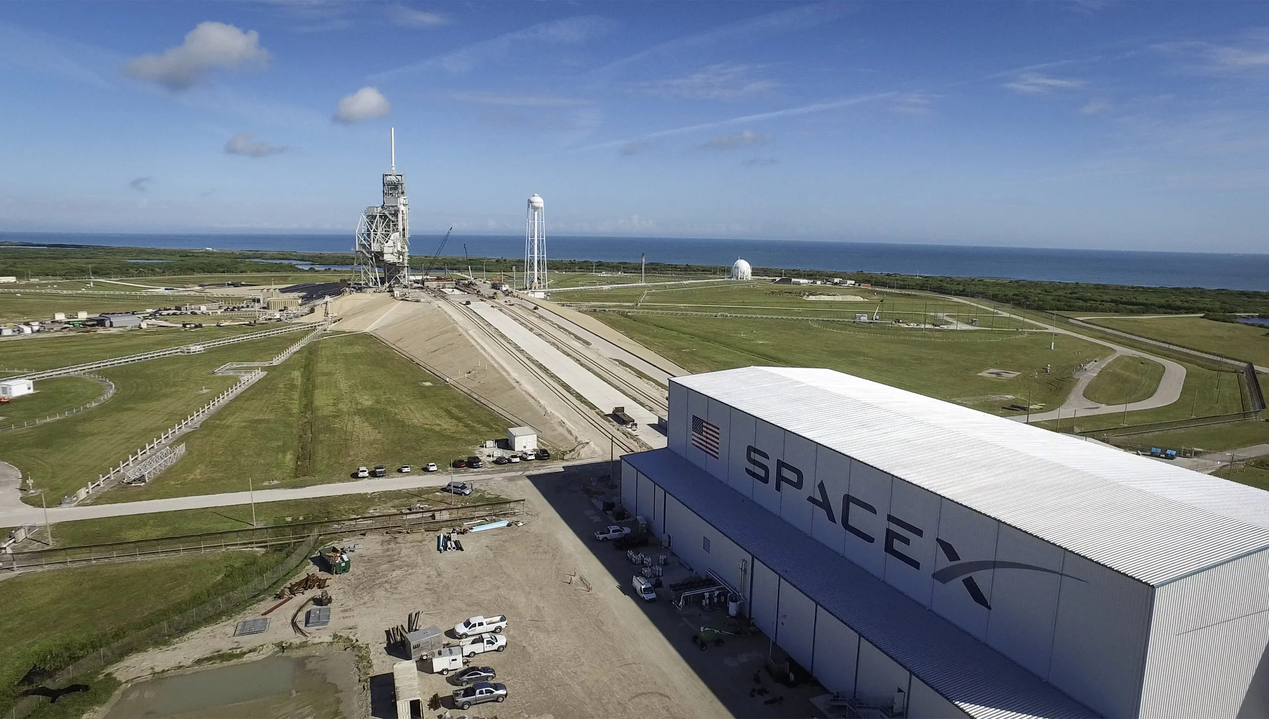 spacex.jpg