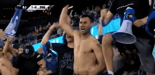 “You call that a pass?! SWITCH… SWIIIIIIIIIITCH…. GODDAMMIT, PUT ME IN!”