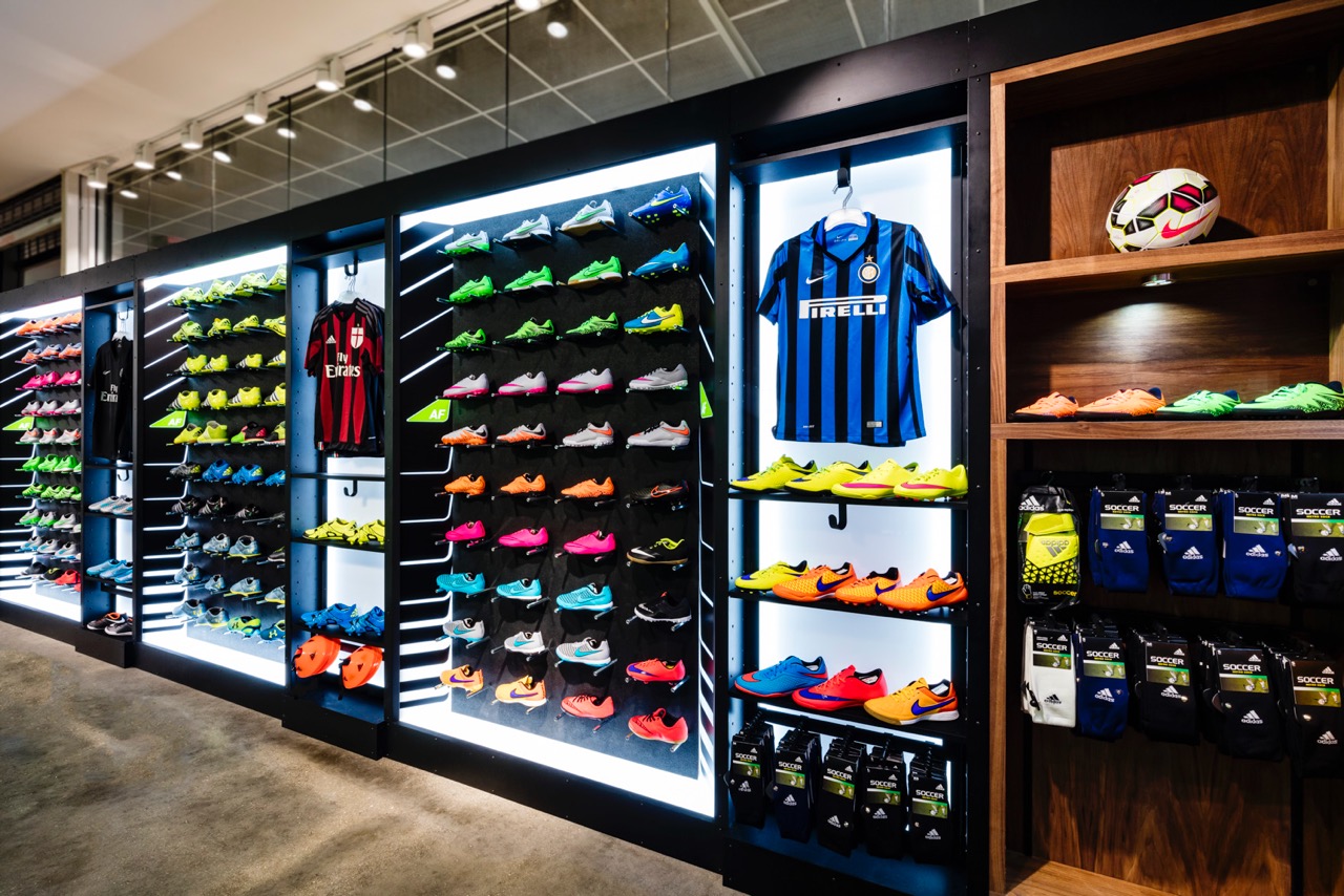 AthleticFootwear_0085-EditLoRes.jpeg