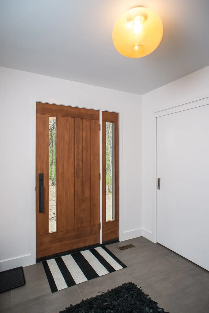 modern-farmhouse-entry-2.jpg