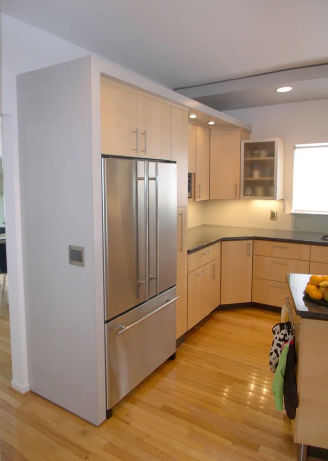 modern-kitchen-black-counters-13.jpg