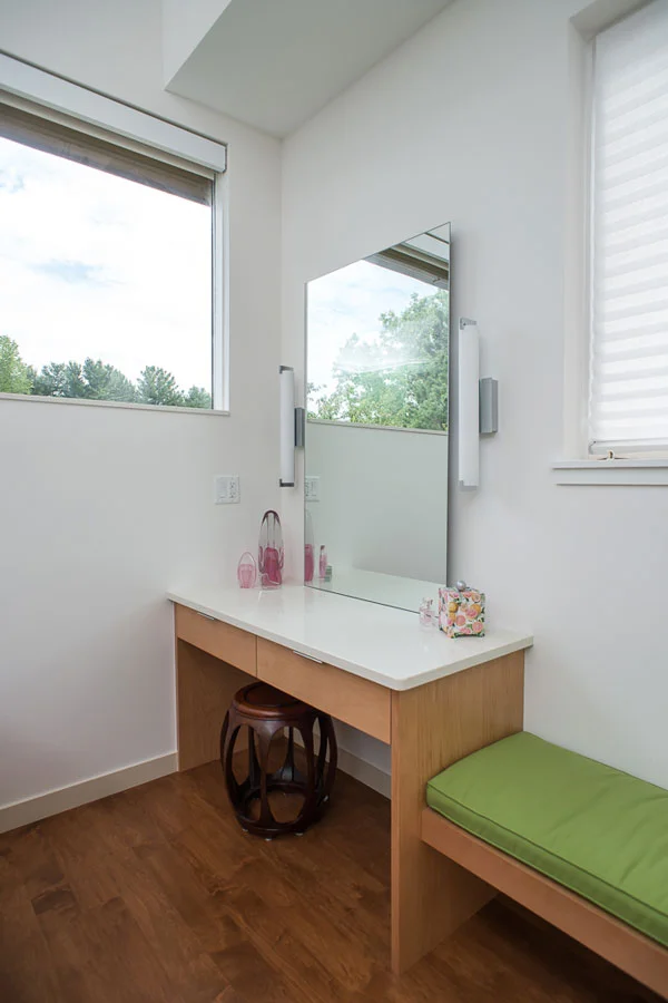 Master-modern-retreat-6.jpg
