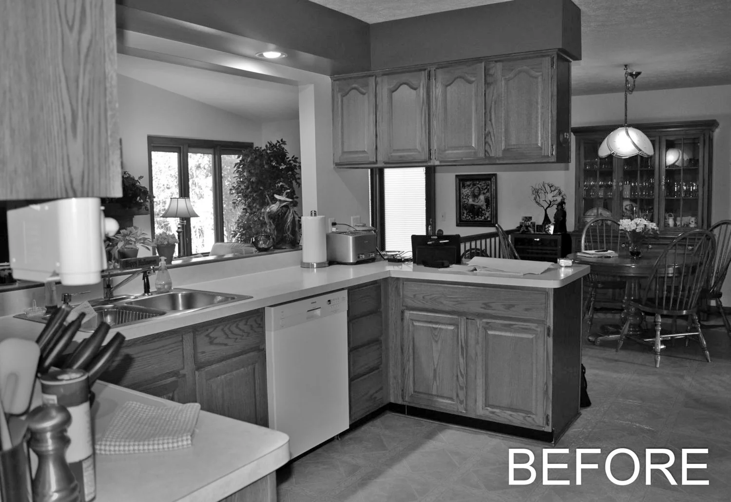 Kitchen before the renovation.