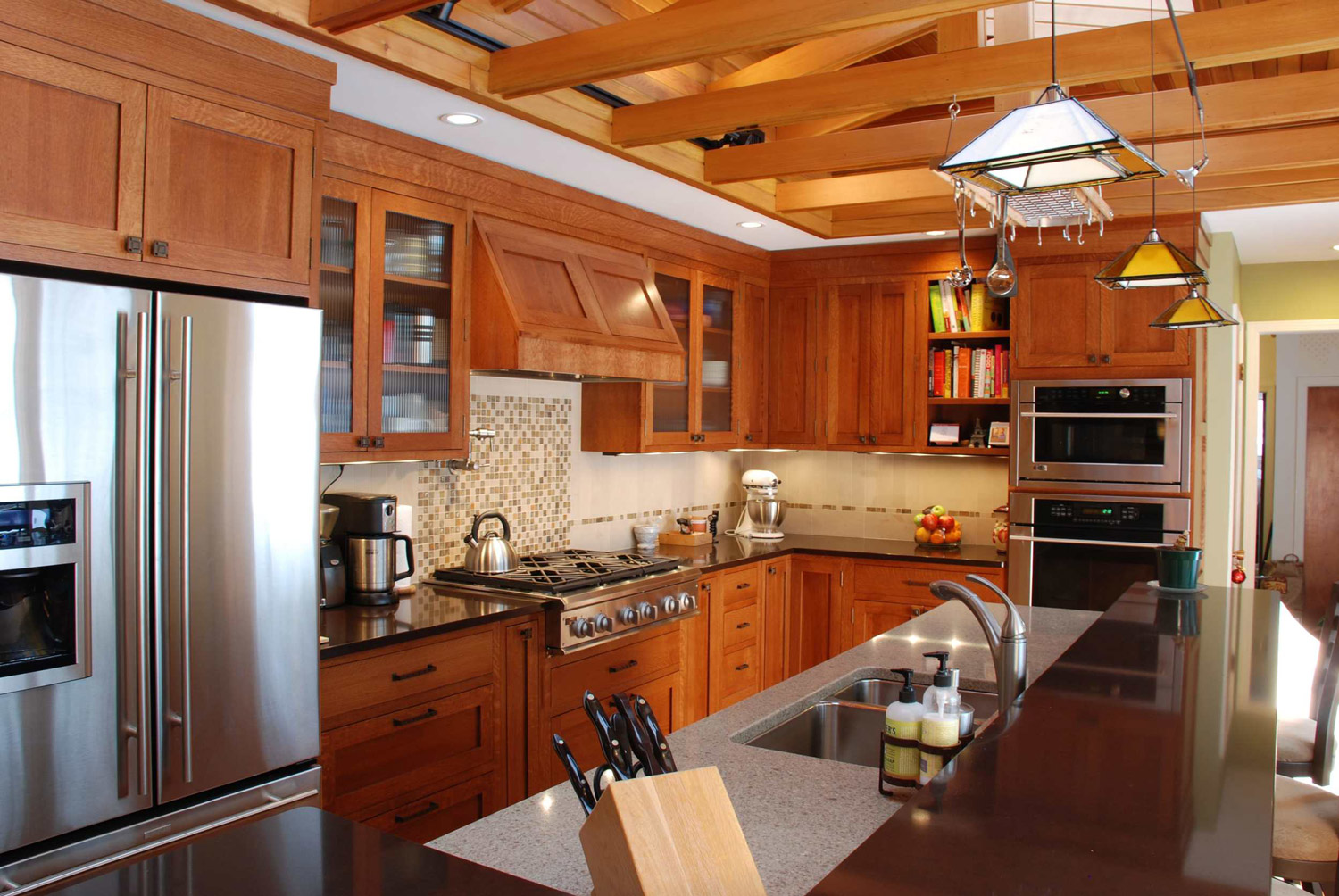 Choosing wood species for kitchen cabinets