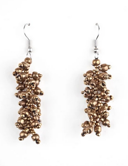 Uvas Earrings in Gold, Ecuador