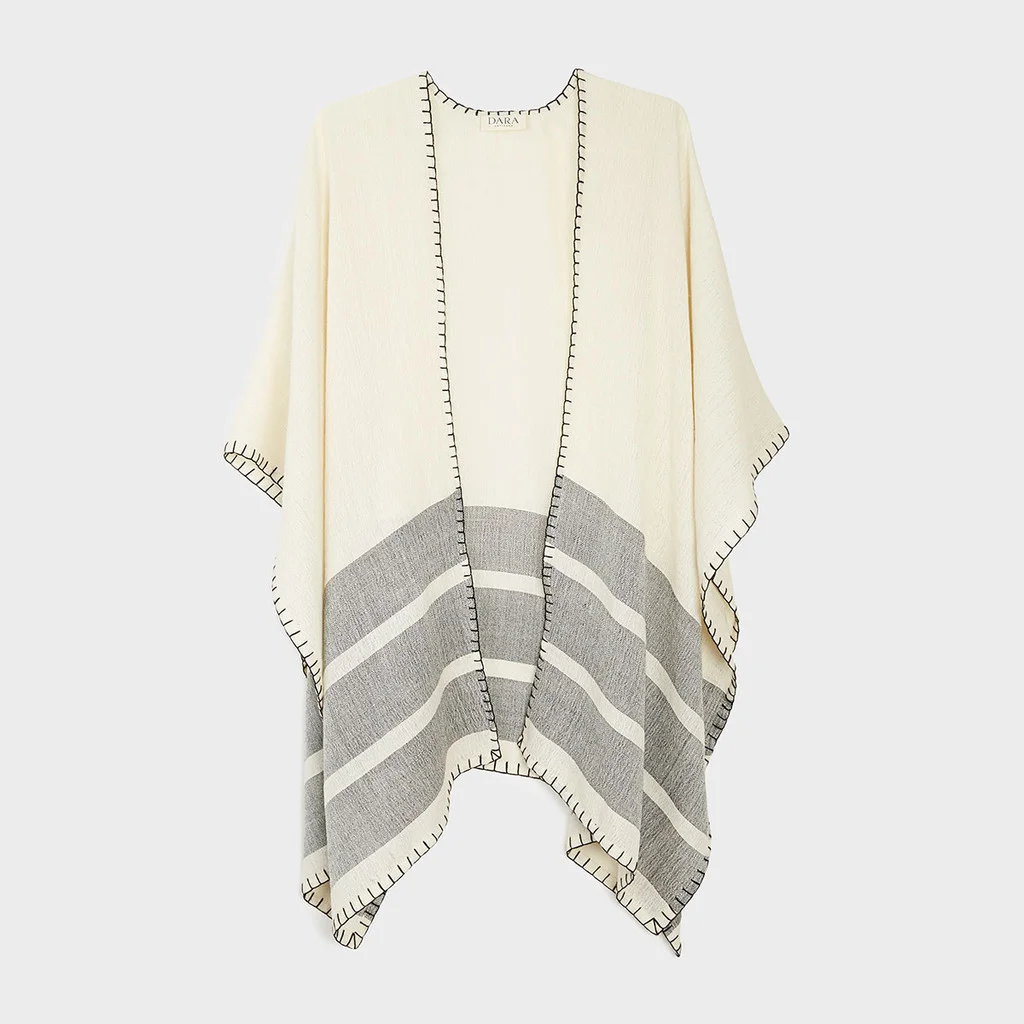DARA Alpaca Cape by Wayra, Peru
