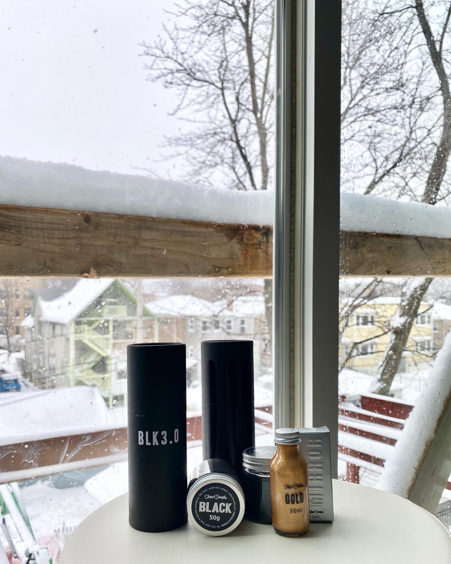Being snowed in here in #chicago will probably feel a lot like quarantining for the past 8...9...10... (omg it&rsquo;s been 11) months?
.
But now I have my first order of @culturehustle #culturehustle paints. So things are looking a bit brighter toda