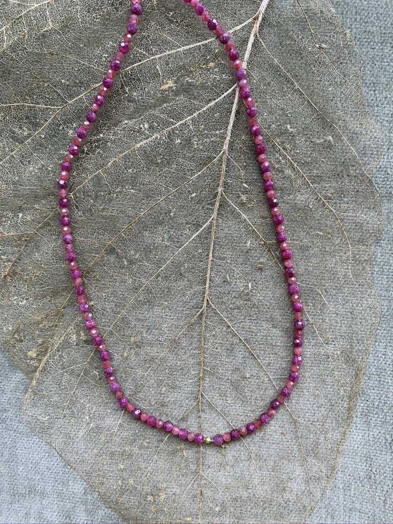 Ruby necklace with 18kt.jpeg