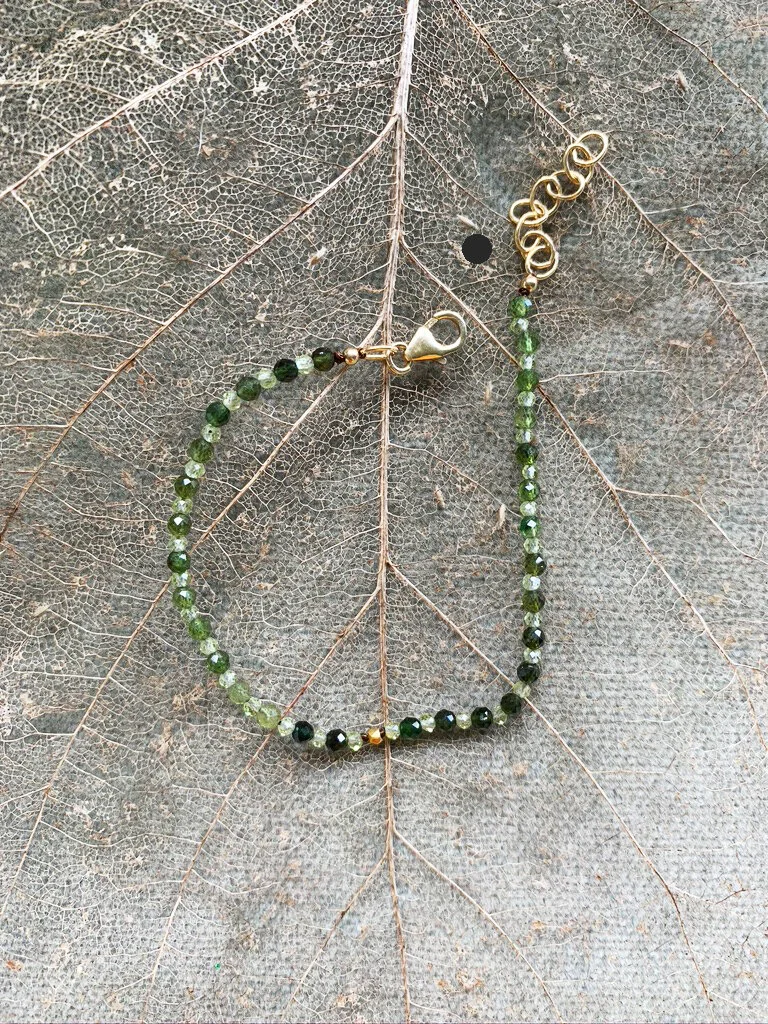 Green Tourmaline & Peridot with 18kt gold bead bracelet .jpeg