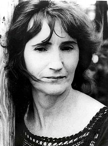 Source: https://upload.wikimedia.org/wikipedia/commons/thumb/a/a8/Hazel_Dickens.jpg/220px-Hazel_Dickens.jpg