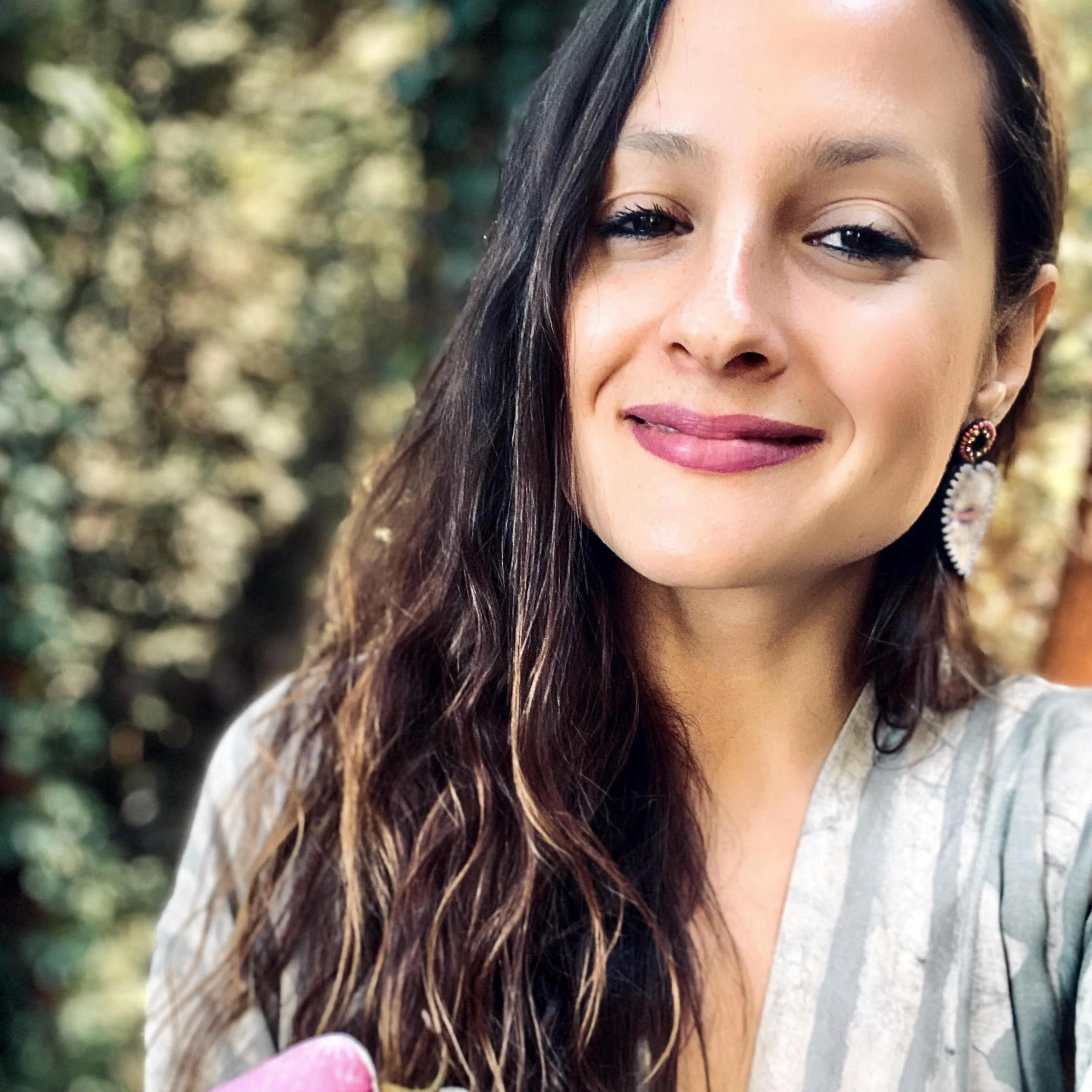 RACHEL ROSSITTO Certified Holistic Health Coach, Yoga & Meditation Teacher Morning Meditation