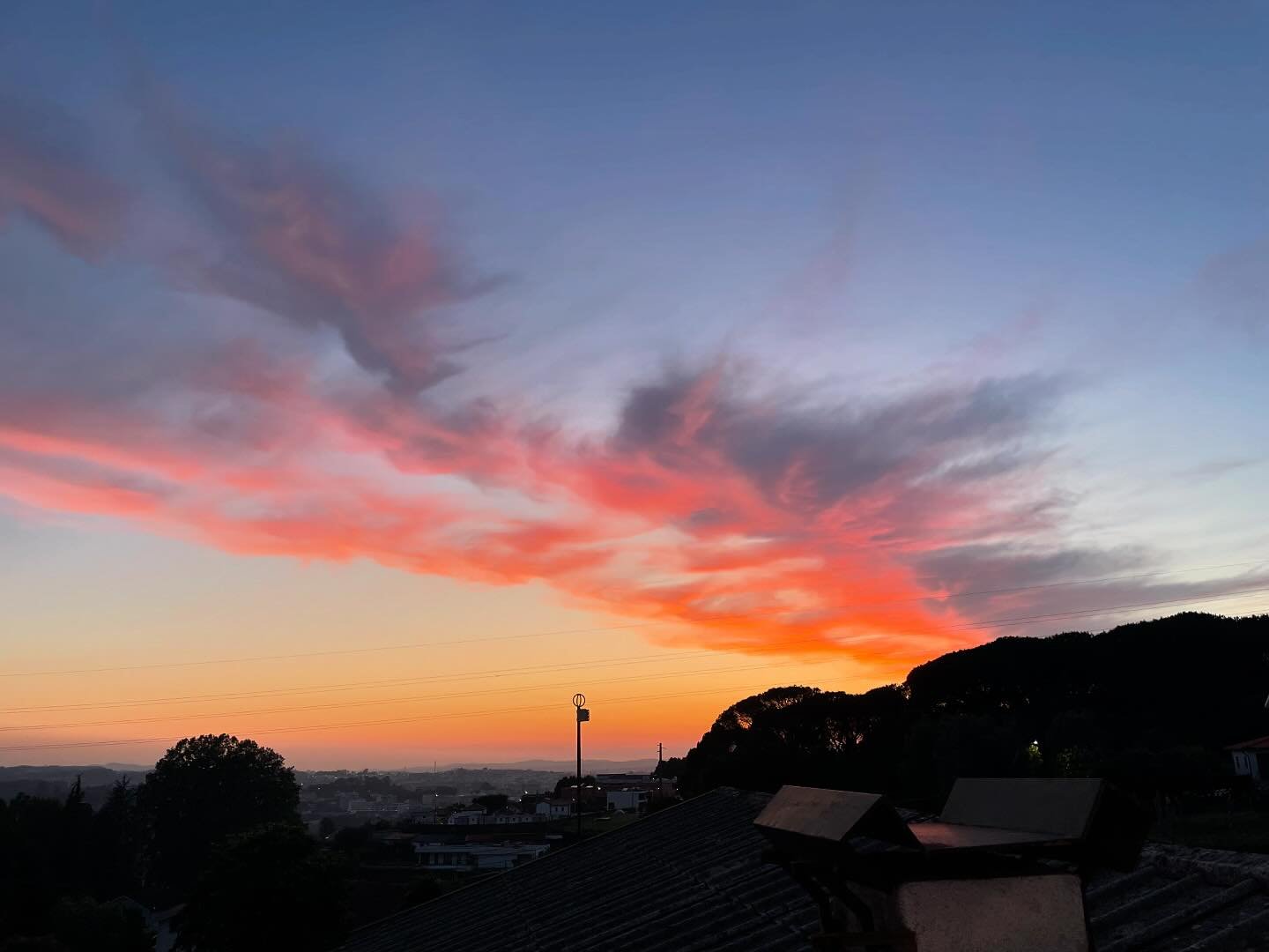 Living in Porto, the colorful, grungy, second-largest city in Portugal, was amazing, but it was time for a change. We found a cool town just on the outskirts, surrounded by hills and trees and water and starry nights. And now I have this&mdash;every 