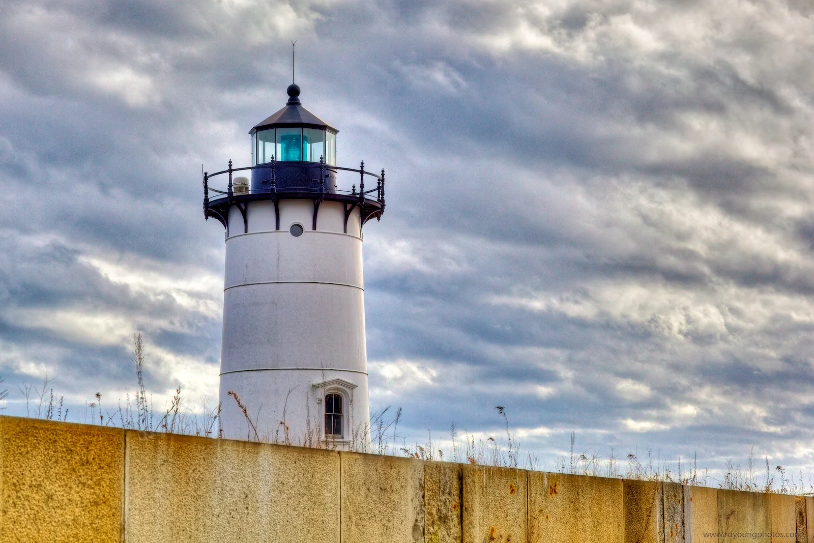 lighthouse2.jpg