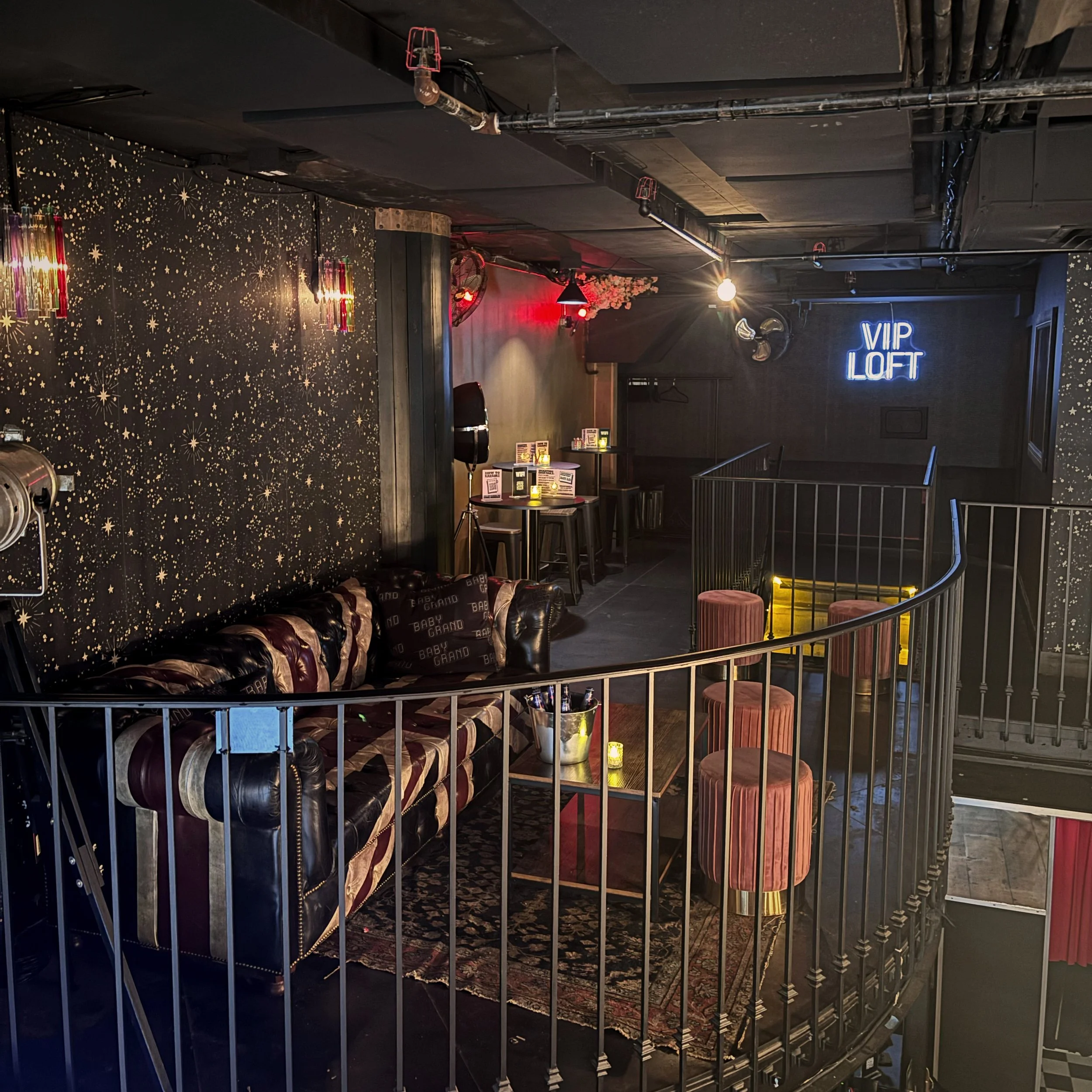 bookNow_LES_loft_square_02.jpg