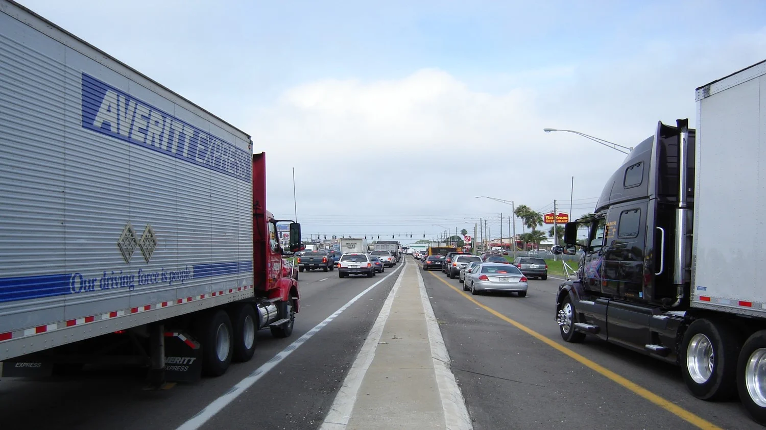 Freight Roadway Design Guidelines