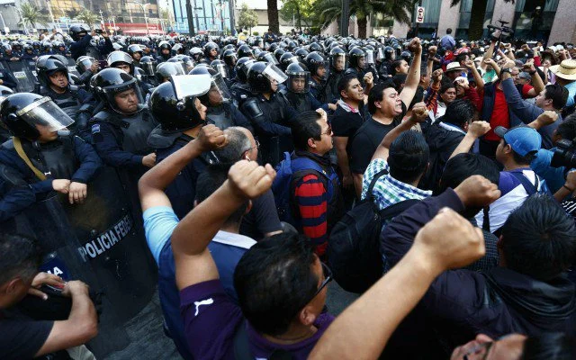  Al borde del precipicio