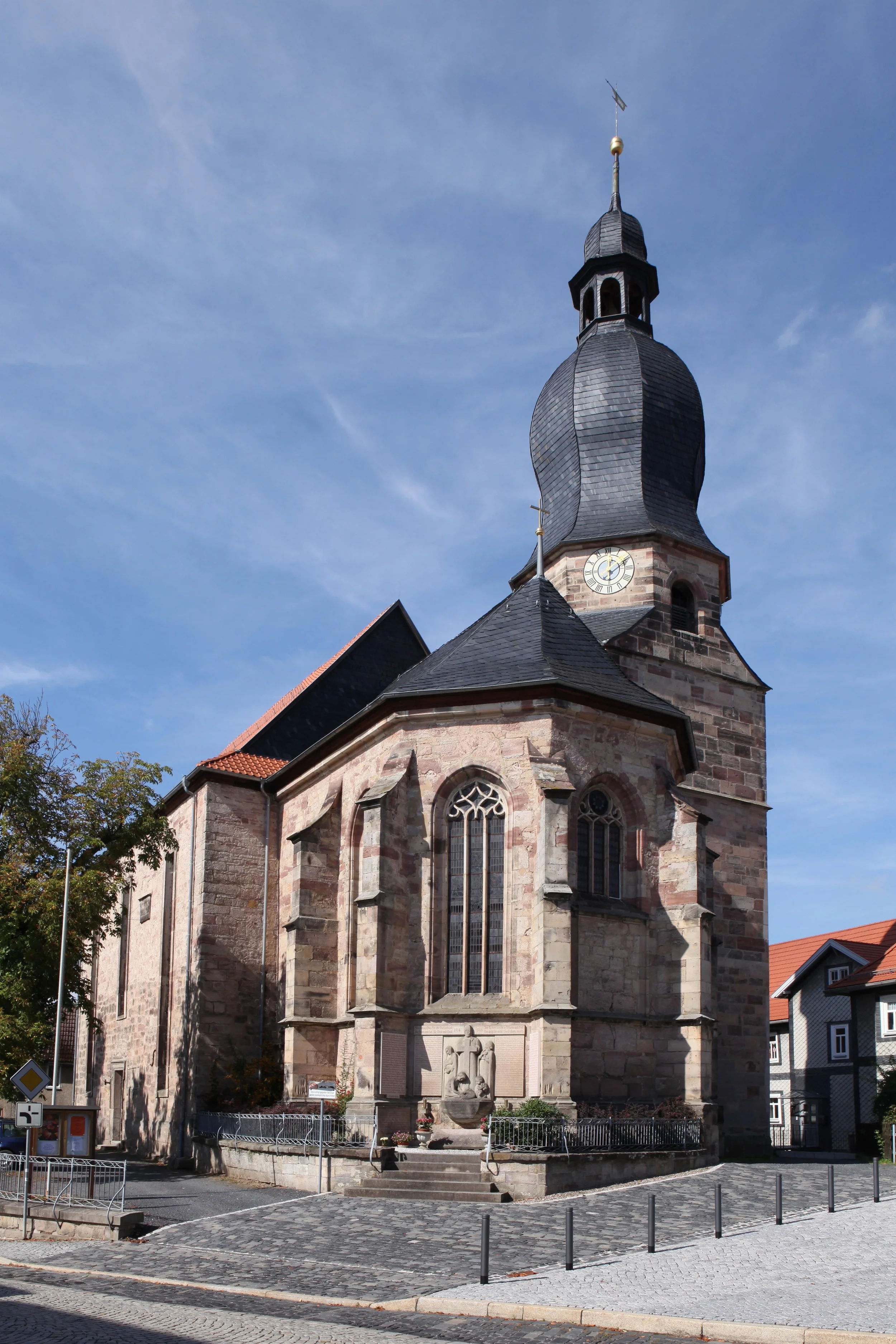 Schalkau-Ev-Kirche.jpg