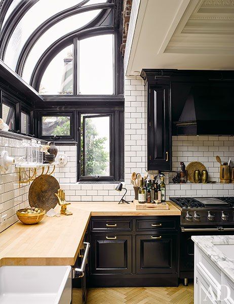 Remember Nate and Jeremiah's kitchen ? 