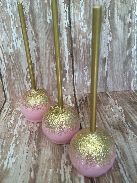 more gold glitter please! yes, even on cake pops