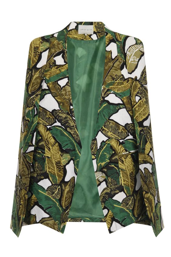a cap blazer!! This would look so sheek with fitted black pants and black shirt. 