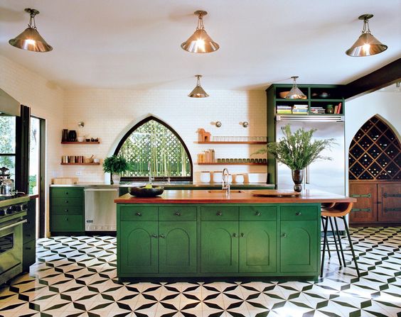 These are original 1920s arched windows !!! I'll say it again, you just can't get character like this nowadays. And I know I don't need to state the obvious, that wine rack!