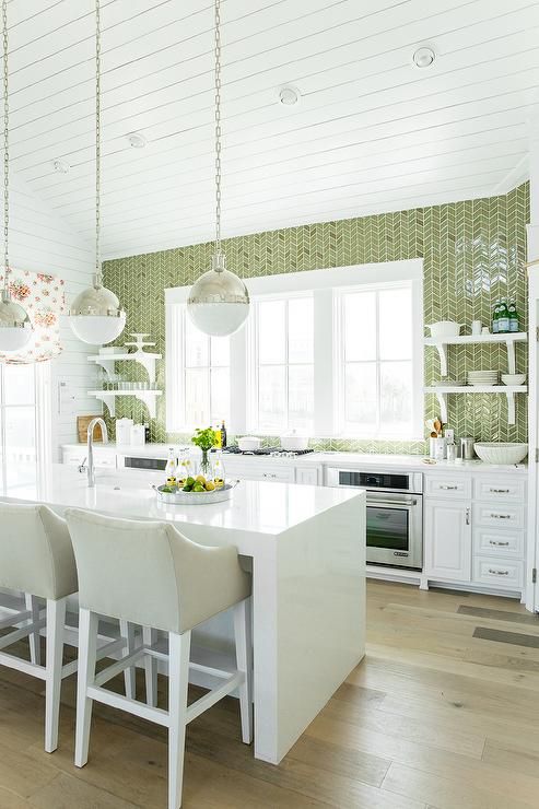Herringbone is very popular these days, why not spice it up a bit and make it green?!