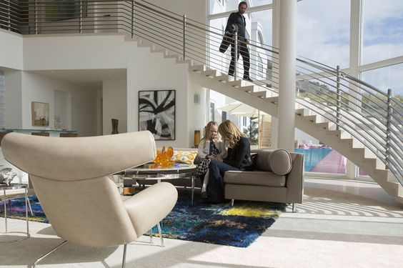 That curved staircase and those windows. 