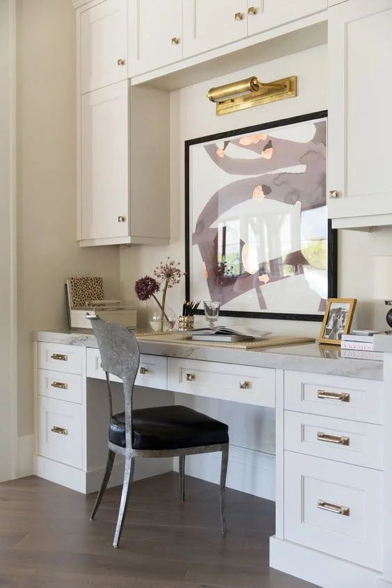 I have shown this photo before in another blog post , but is such a beautiful shot I had to share it again. Designed by Alice Lane Home 