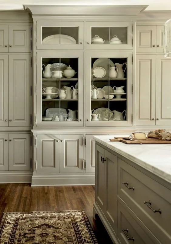 greigekitchen2.jpg