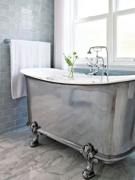 just look at this stunning claw foot tub. A timeless piece that will stand the test of time. This brings back memories of the claw foot tub i grew up with. Via Better Homes and Gardens